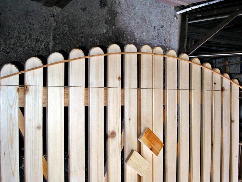 cancello di legno
