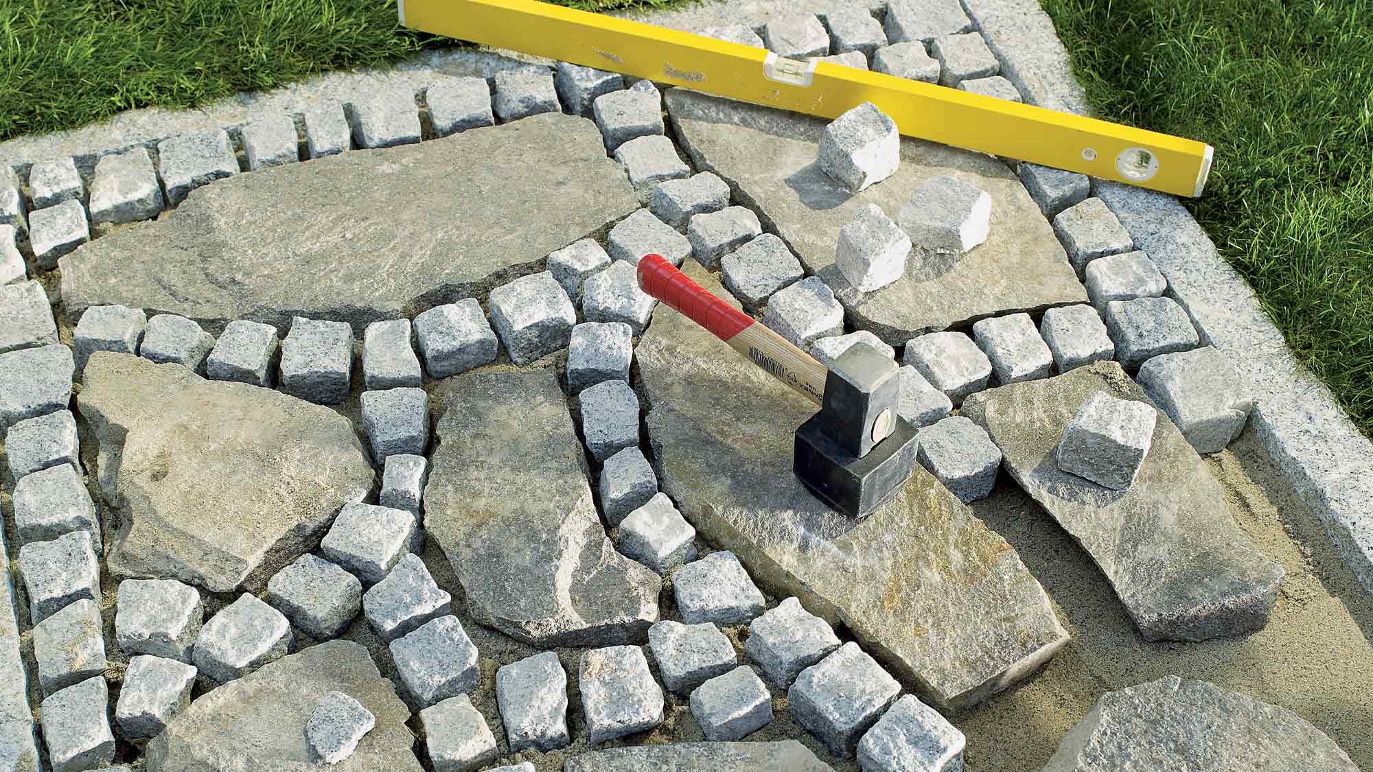 Бутовый камень дорожки