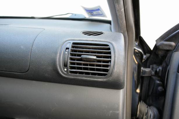 Piatto Crash Per Auto, Piatto Crash Per Bocchetta Di Ventilazione Per Auto, Mini Piatto Facile Da Agganciare Per Gli Amanti Della Musica Rende La Guida  P14923863