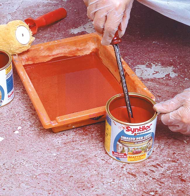 Vernice per cemento | Cosa è, come si utilizza, quanto costa - Bricoportale