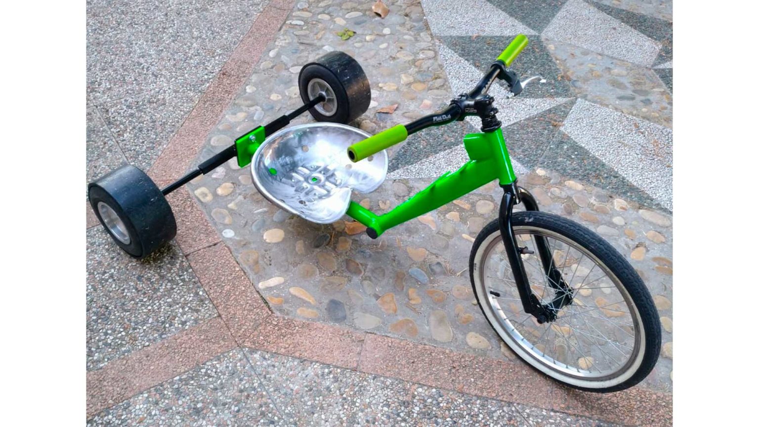 Drift Trike fai da te | Costruzione illustrata passo-passo | Bricoportale