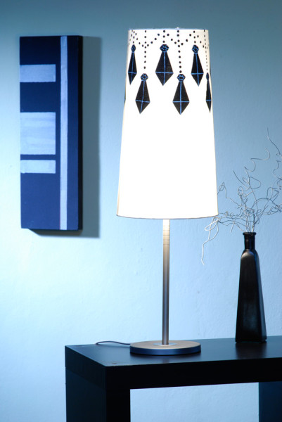 Ikea Hacker: il paralume decorato con stencil